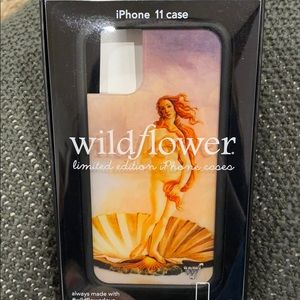 NWT Wildflower iPhone 11 Venus Case
